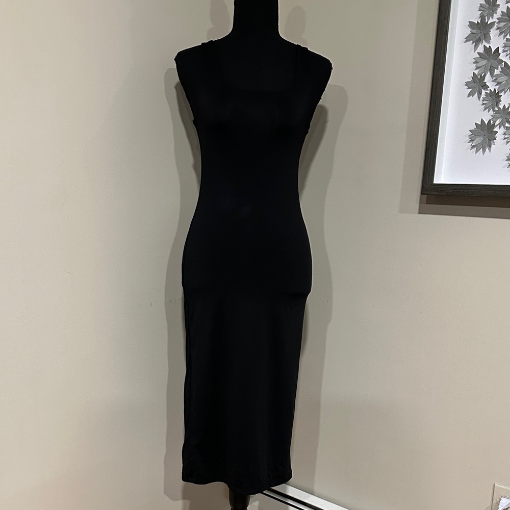 House of Harlow 1960 Black Midi Tank Dress - Picture 2 of 8